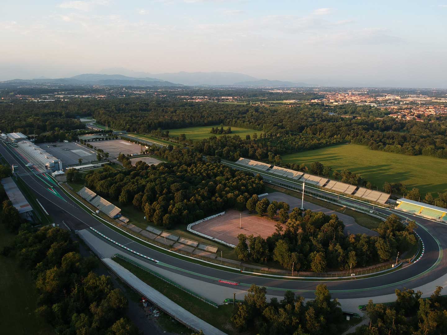 Join EST1 Racing for 12H Monza on 10-11 June 2023 - Seats Available ...