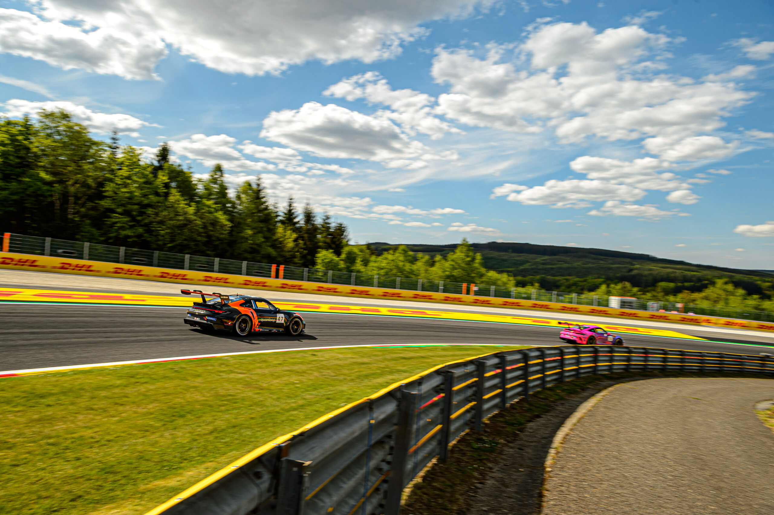 EST1 Racing triumphs in the GT CUP OPEN in Paul Ricard